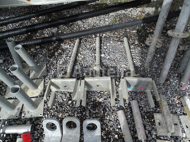 40 (+/-) steigeraccessoires - afbeelding 4 van  7