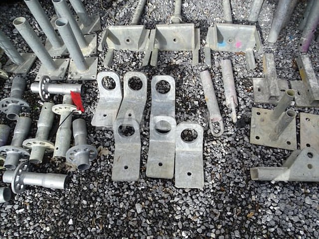 40 (+/-) steigeraccessoires - afbeelding 7 van  7