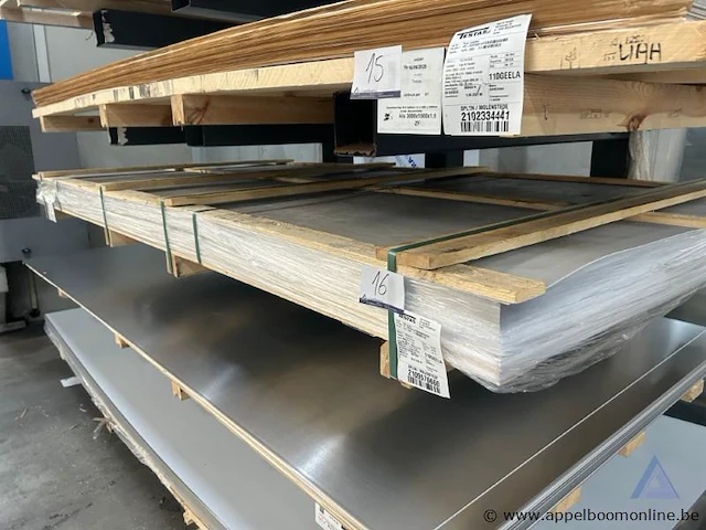 40 aluminium platen, afmetingen 3000 x 1500 x 2 mm. - afbeelding 1 van  4