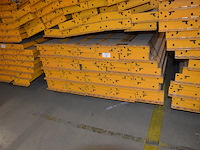 40 backstops dwarsbalken afm. 3,60m jungheinrich