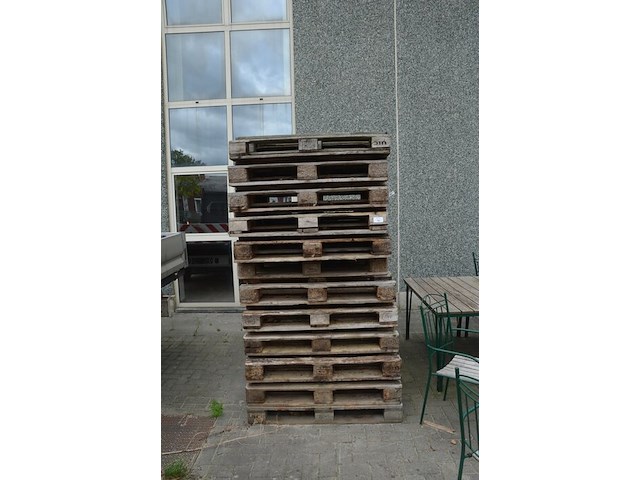 40 diverse paletten w.o. europaletten e.a. - afbeelding 1 van  6