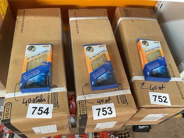 40 doosjes lijmstiften - afbeelding 1 van  5