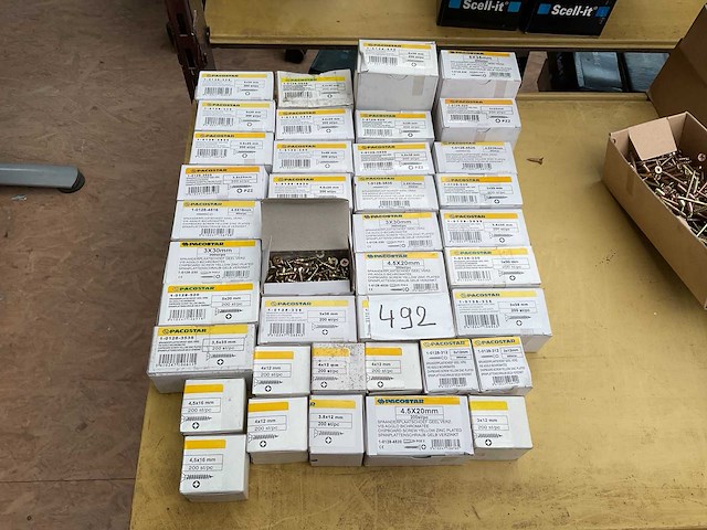 40 dozen houtschroeven - afbeelding 1 van  6