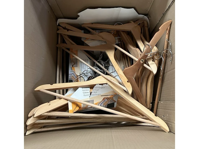 40 kleerhangers - afbeelding 2 van  2