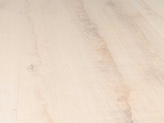 40 m2 laminaat plank - 1383 x 193 x 8 mm - afbeelding 1 van  4