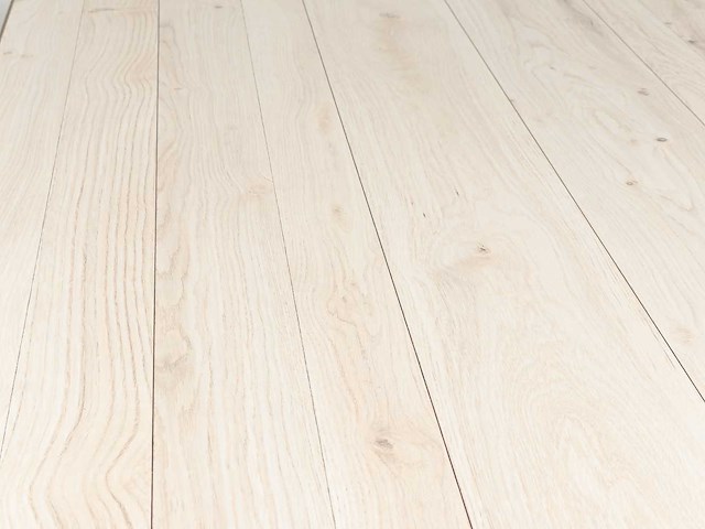 40 m2 laminaat watervast plank - 1383 x 193 x 7 mm - afbeelding 1 van  4
