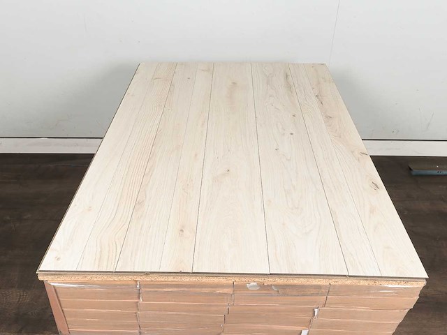 40 m2 laminaat watervast plank - 1383 x 193 x 7 mm - afbeelding 3 van  4
