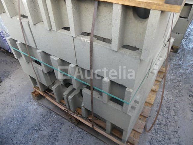 40 stepoc blokken dikte 37 cm - afbeelding 2 van  4