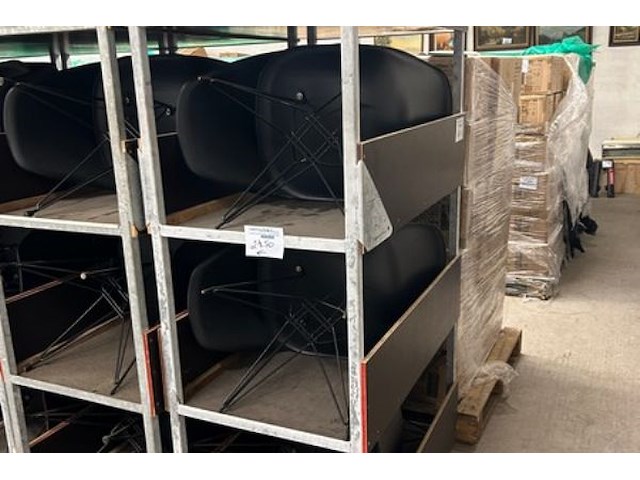 40 stoelen + 5 karren - afbeelding 6 van  9