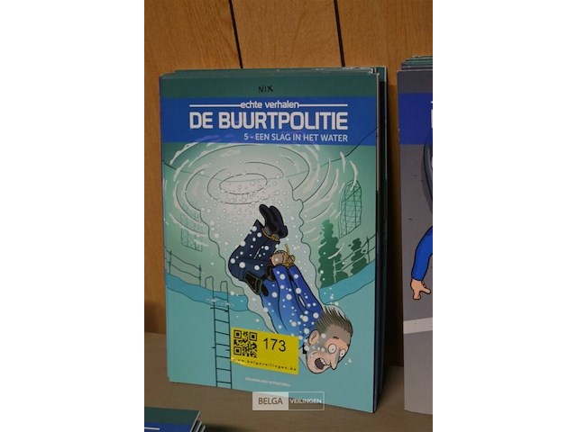 ±40 stripverhalen; de buurtpolitie - afbeelding 5 van  5