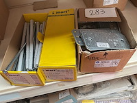 40 verbindingen en dozen nagel pluggen - afbeelding 1 van  6