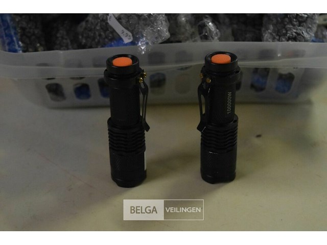 40 zaklampen - afbeelding 1 van  3