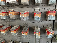 400 blisters met bevestigingsmaterialen - afbeelding 13 van  13