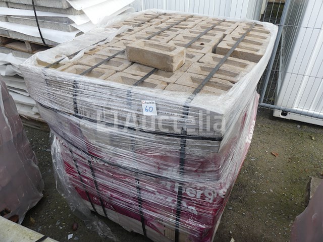 400 wienerberger bakstenen - afbeelding 1 van  4