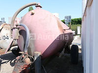 4000 liter tanktrailer merken en model onleesbaar - afbeelding 8 van  17