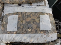 40x 25kg riviergrind - afbeelding 2 van  2