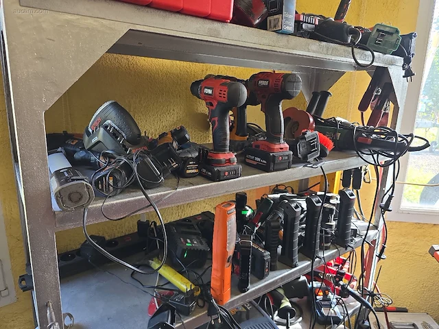 (40x) accu- en elektrische gereedschappen... - afbeelding 1 van  22