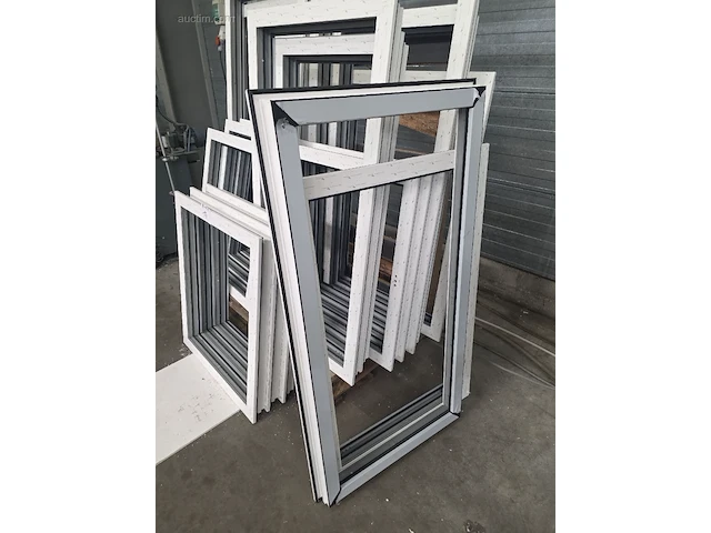 (40x) diverse pvc raamkaders en schuifraam... - afbeelding 9 van  16