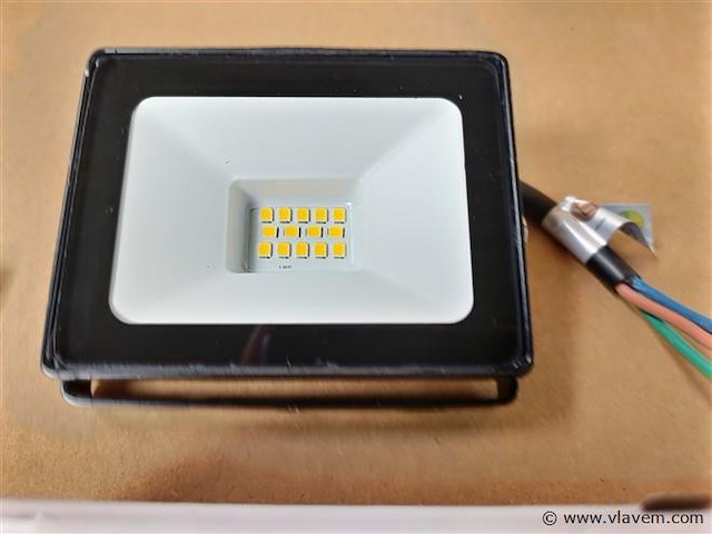 40x eversteel led breedstraler 10 watt - afbeelding 2 van  3