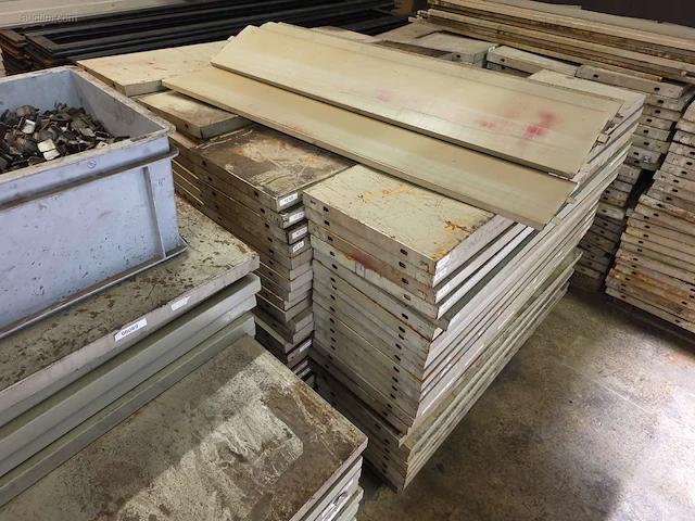 (40x) lopende meter metalen opbergrekken no name - afbeelding 6 van  8