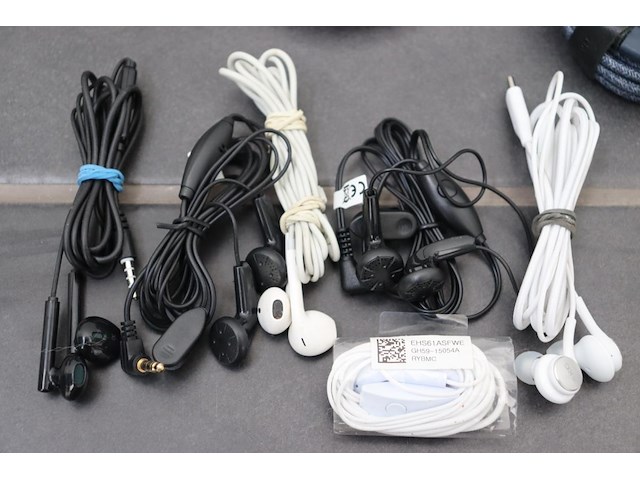 40x multimedia & accessoires - afbeelding 6 van  8