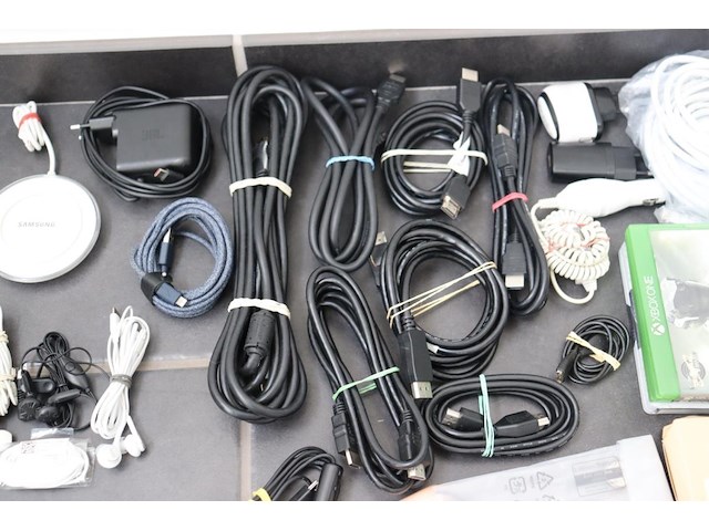 40x multimedia & accessoires - afbeelding 7 van  8