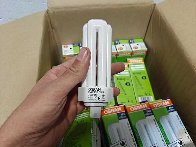 40x osram dulux t/e plus 26w/840 cool white (1800 lm, gx24q-3 4-pins - nieuw in doos) - afbeelding 7 van  7