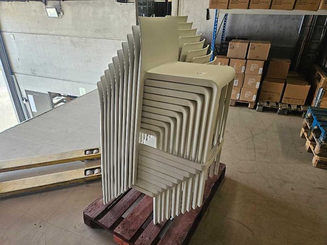 40x pedrali - volt - barstoel 75cm zithoogte - afbeelding 2 van  2