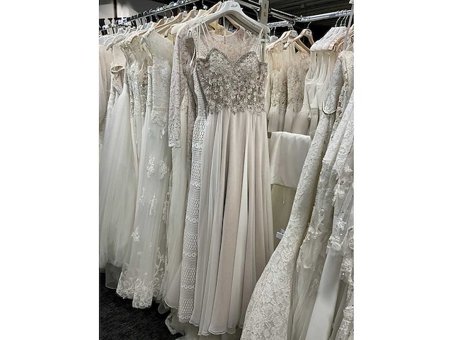 41 bruidsjurken morilee (totaalprijs) - afbeelding 3 van  89