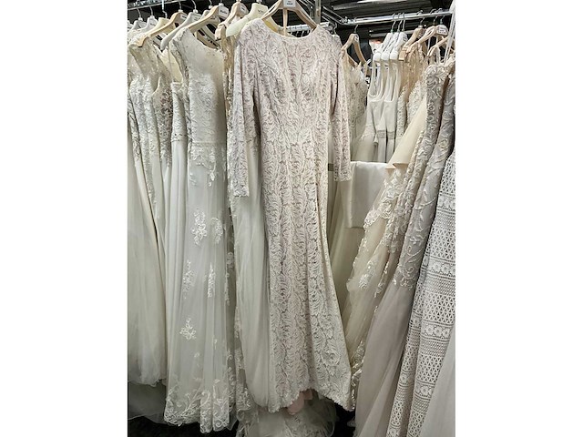 41 bruidsjurken morilee (totaalprijs) - afbeelding 7 van  89