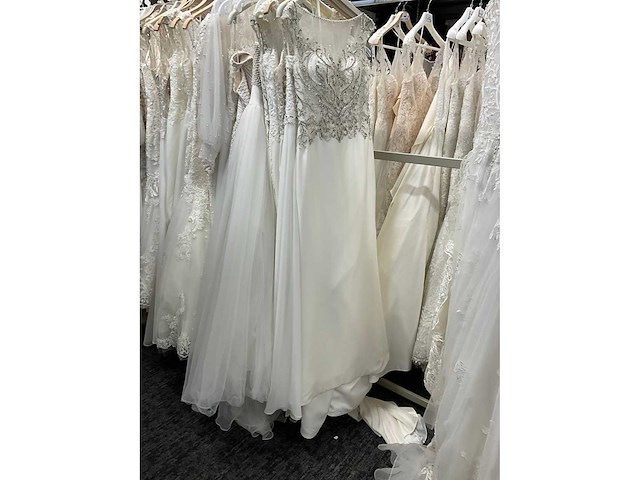 41 bruidsjurken morilee (totaalprijs) - afbeelding 11 van  89