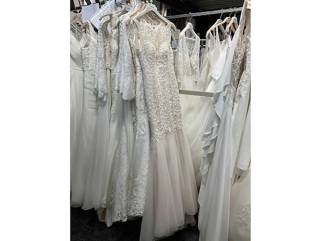 41 bruidsjurken morilee (totaalprijs) - afbeelding 29 van  89