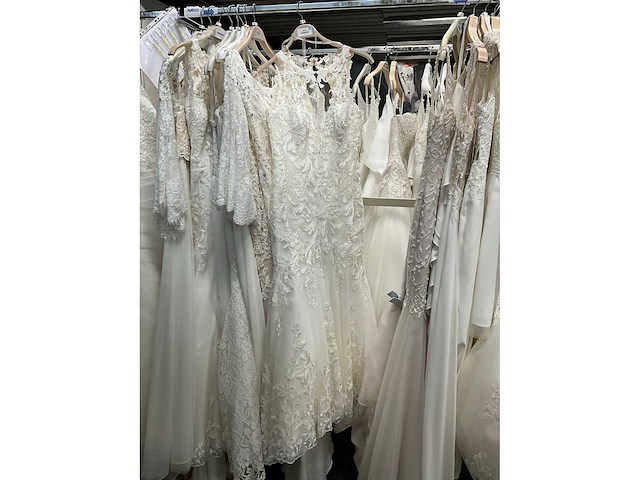 41 bruidsjurken morilee (totaalprijs) - afbeelding 30 van  89