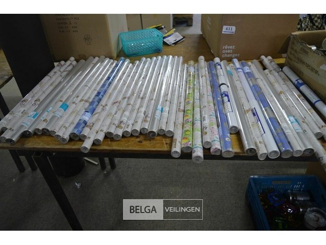 ±41 rollen kaft papier - afbeelding 1 van  4