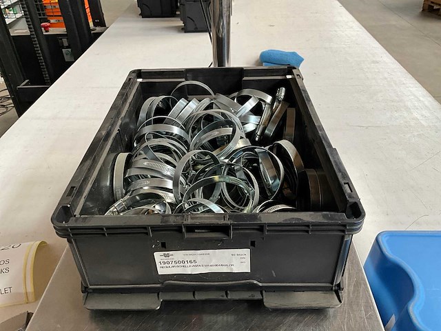 4.15kg slangklem 60-80 w1 in stapelbare bak - afbeelding 3 van  7
