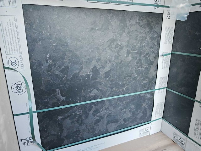 41zero42 solo black mat 80x80 cm tegel 72,96 m² - afbeelding 1 van  7