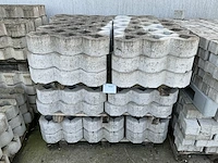 42 grasbetontegels