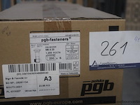 4+2 kartons inhoudend bouten en moeren pgb fasteners - afbeelding 1 van  2
