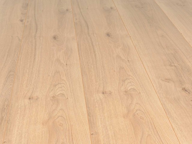 42 m2 laminaat plank watervast - 1380 x 193 x 8 mm - afbeelding 1 van  4