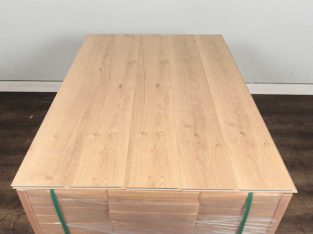 42 m2 laminaat plank watervast - 1380 x 193 x 8 mm - afbeelding 3 van  4