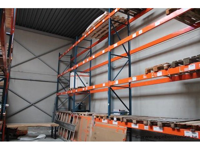 42 meter diverse palletstelling bestaande uit 13 staanders en 104 leggers (koper dient zelf de stelling leeg te maken) - afbeelding 4 van  4