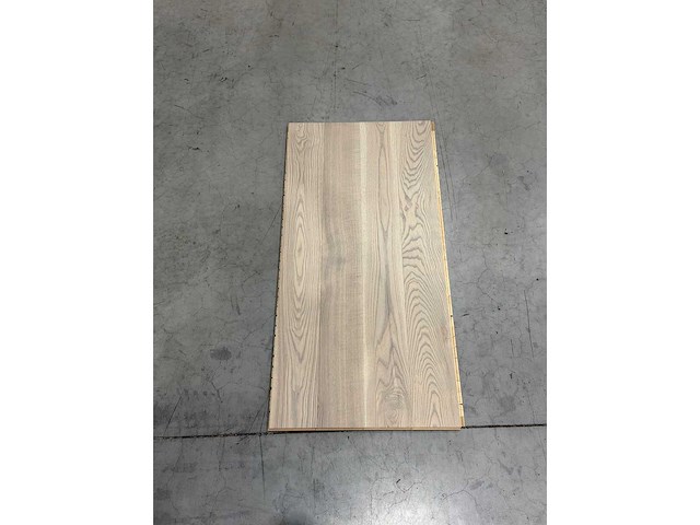 42,57 m2 eiken meerlagen parketvloer 251 - afbeelding 1 van  3