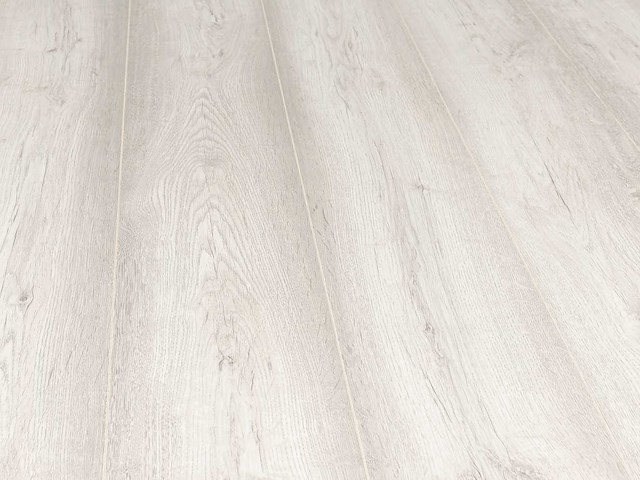 43 m2 laminaat plank - 1383 x 193 x 8 mm - afbeelding 1 van  4