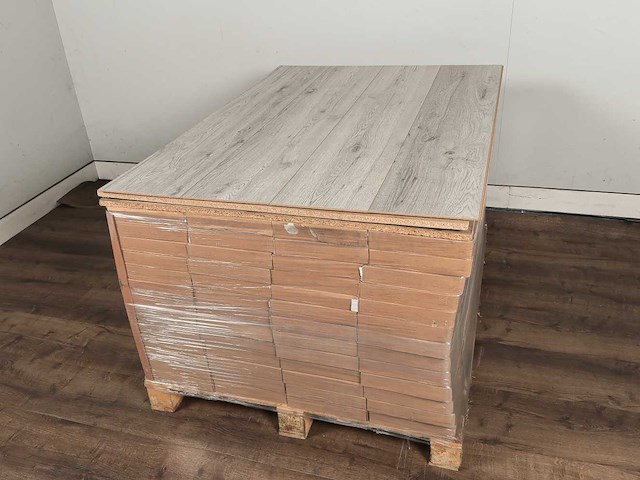 43 m2 laminaat plank - 1383 x 244 x 8 mm - afbeelding 4 van  4
