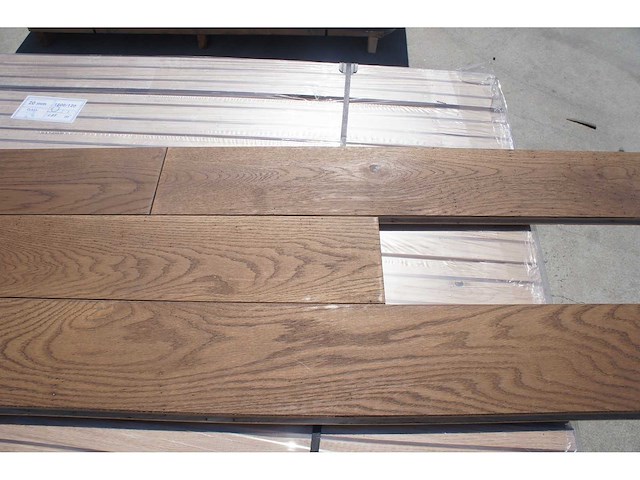 43,20 m² massief eiken parket 20mm clay oil - afbeelding 1 van  4