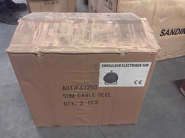 43250 verlengkabelhaspels en -snoer (2x) - afbeelding 1 van  3