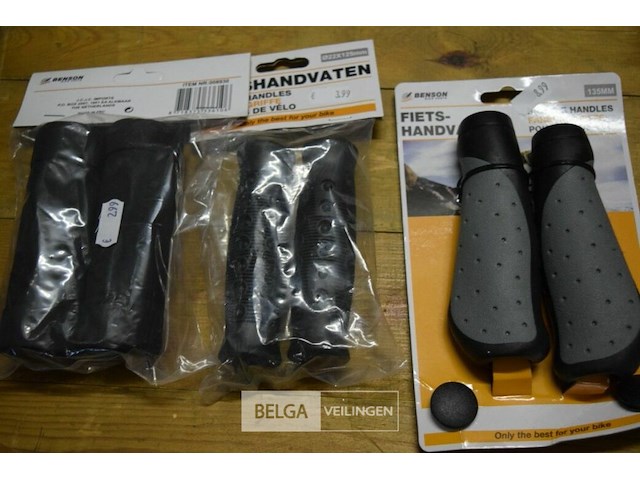 ±44 div fietshandvaten - afbeelding 1 van  2