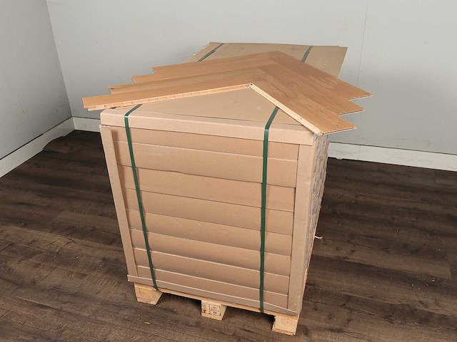 44 m2 parket eiken visgraat - 660 x 110 x 14 mm - afbeelding 4 van  4