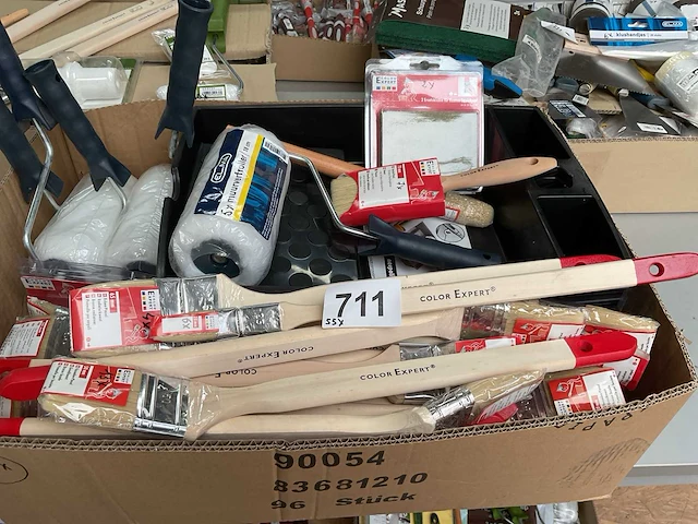 44 x schildersgereedschap - afbeelding 1 van  10