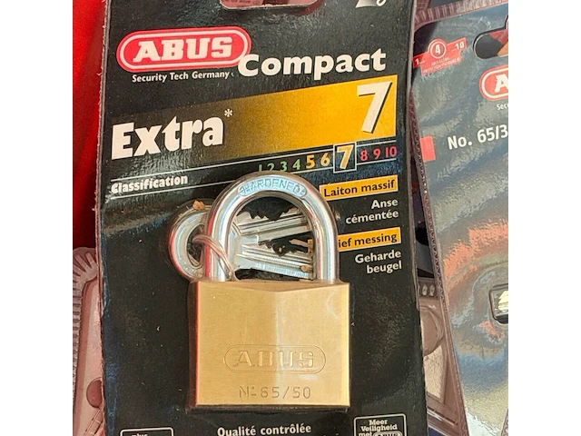 45 abus hangsloten - afbeelding 2 van  5
